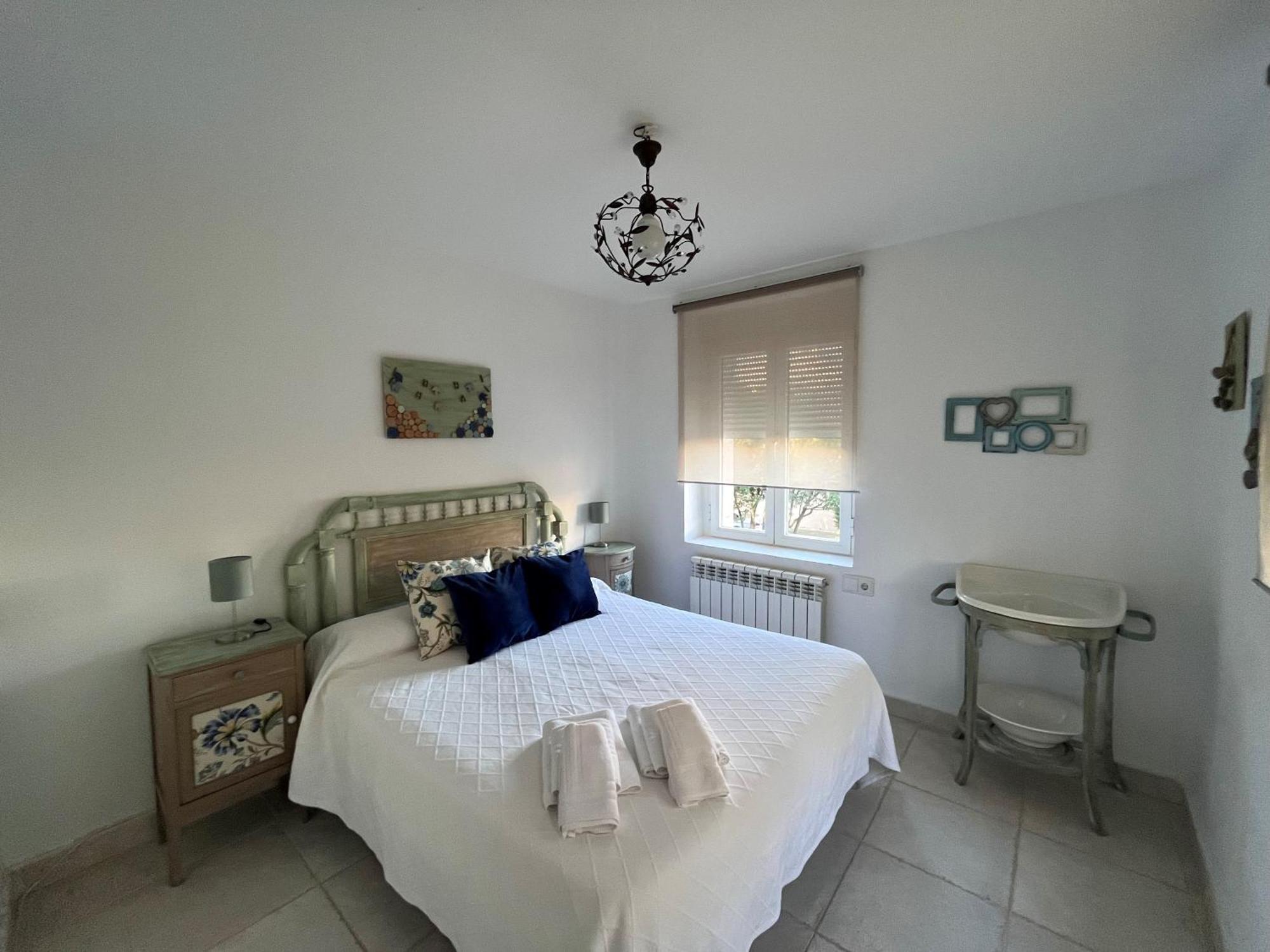 Villa Merenciana Agoncillo Екстериор снимка
